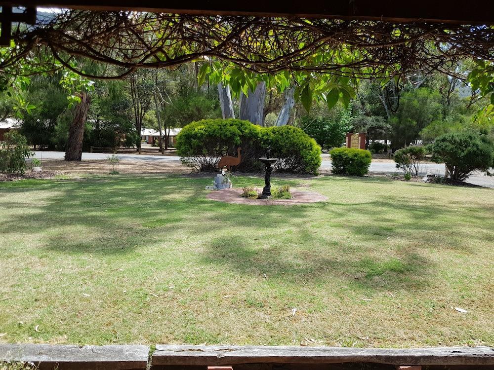 คคูคาเบอร์รา มอเตอร์ลอดจ์ Motel ฮอลส์แกป ภายนอก รูปภาพ