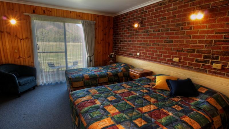 คคูคาเบอร์รา มอเตอร์ลอดจ์ Motel ฮอลส์แกป ภายนอก รูปภาพ